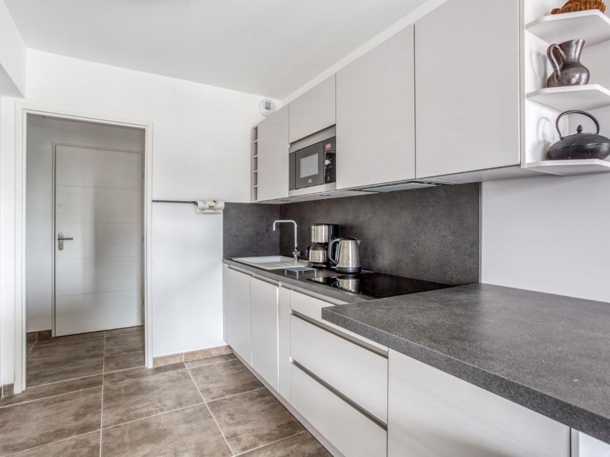 Apartment Le Jardin Du Loderi-1 By Interhome Bormes-les-Mimosas Exteriör bild