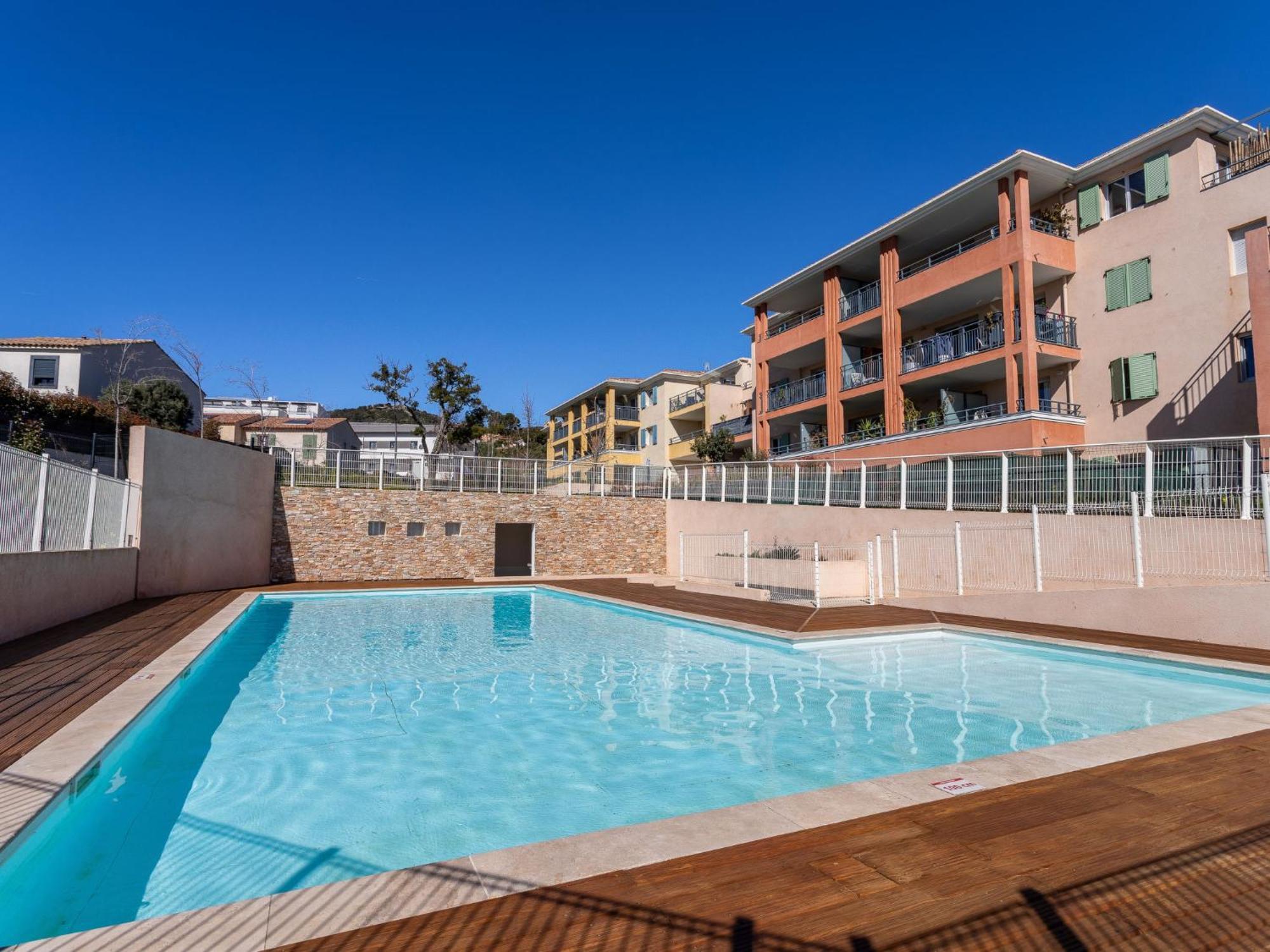 Apartment Le Jardin Du Loderi-1 By Interhome Bormes-les-Mimosas Exteriör bild